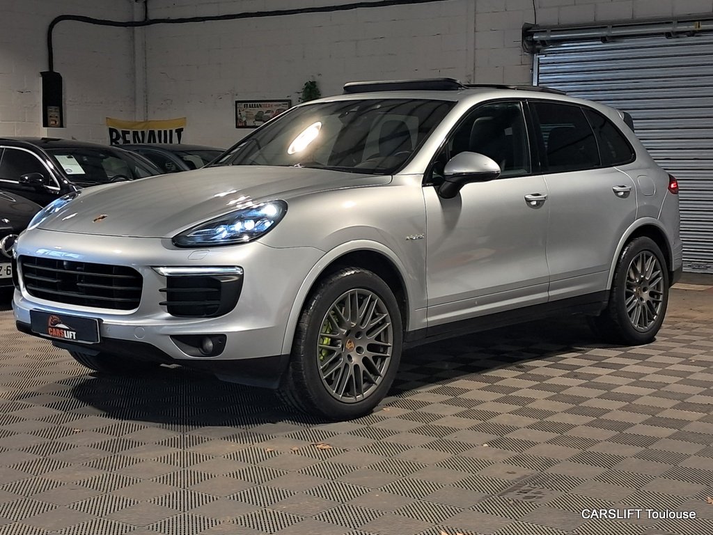 Porsche Cayenne - Photo 3