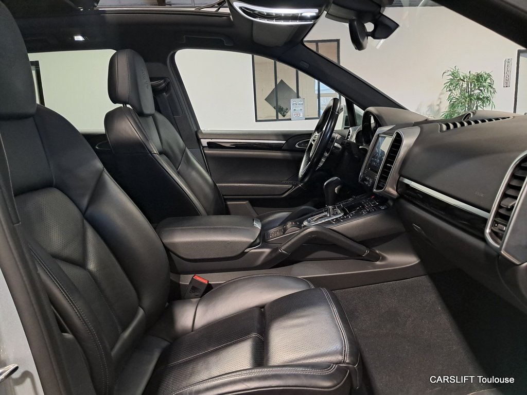 Porsche Cayenne - Photo 9