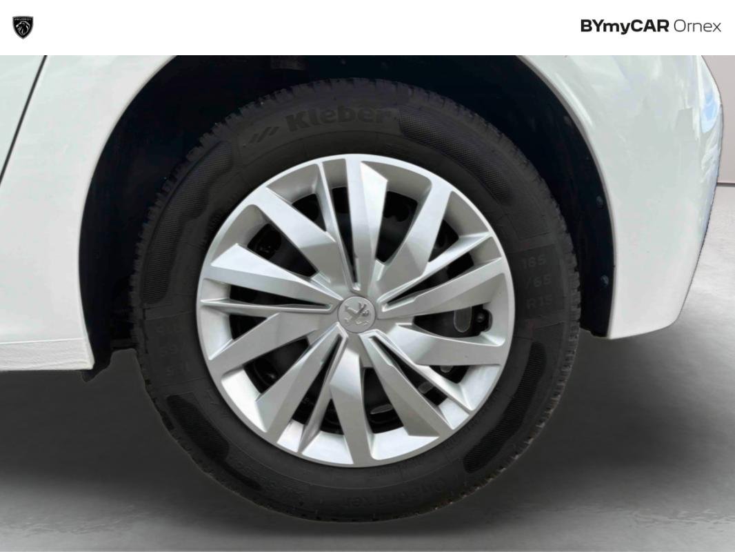 Peugeot 208 - Photo 15