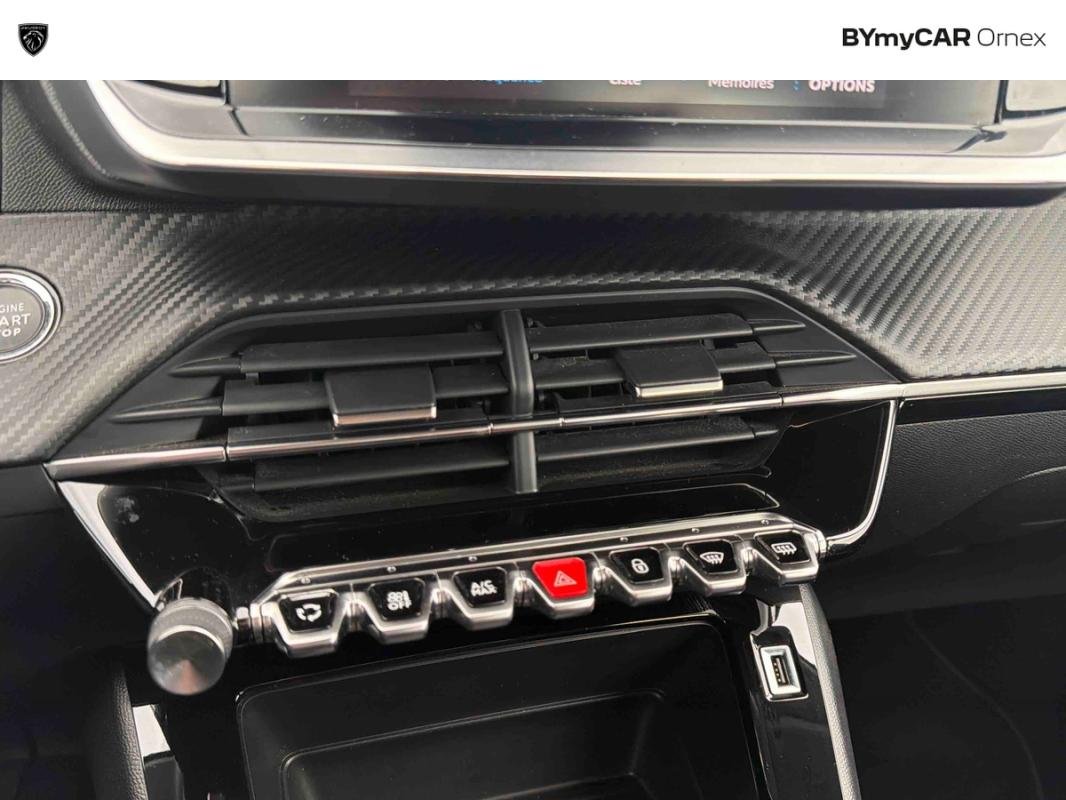 Peugeot 208 - Photo 21