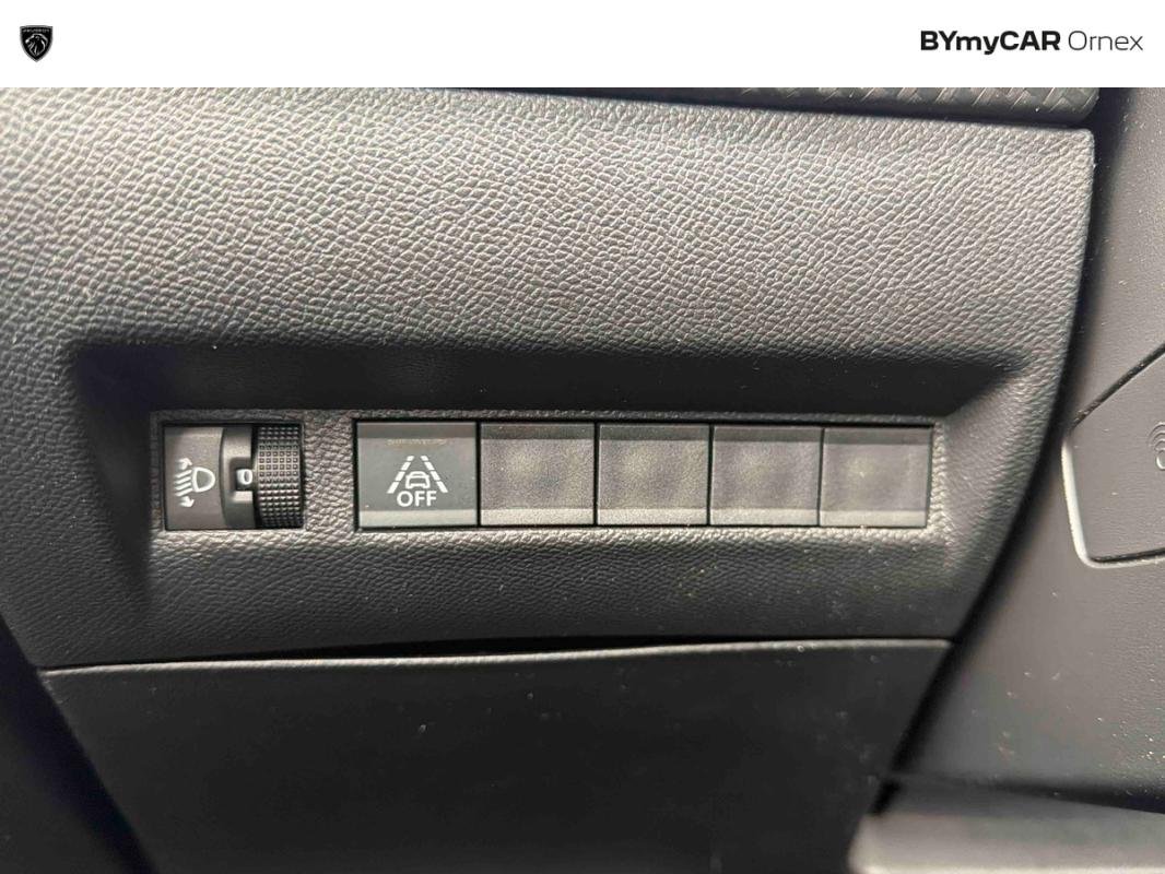 Peugeot 208 - Photo 25