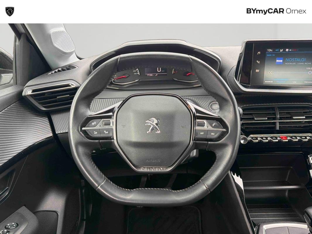 Peugeot 208 - Photo 10
