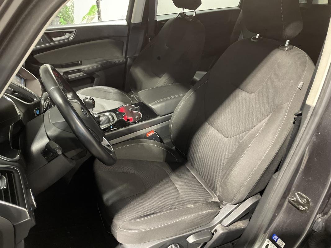Ford S-Max - Photo 13