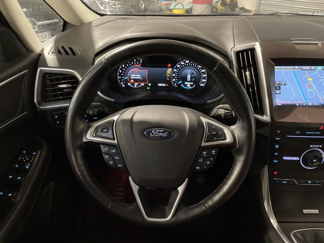 Ford S-Max - Photo 17