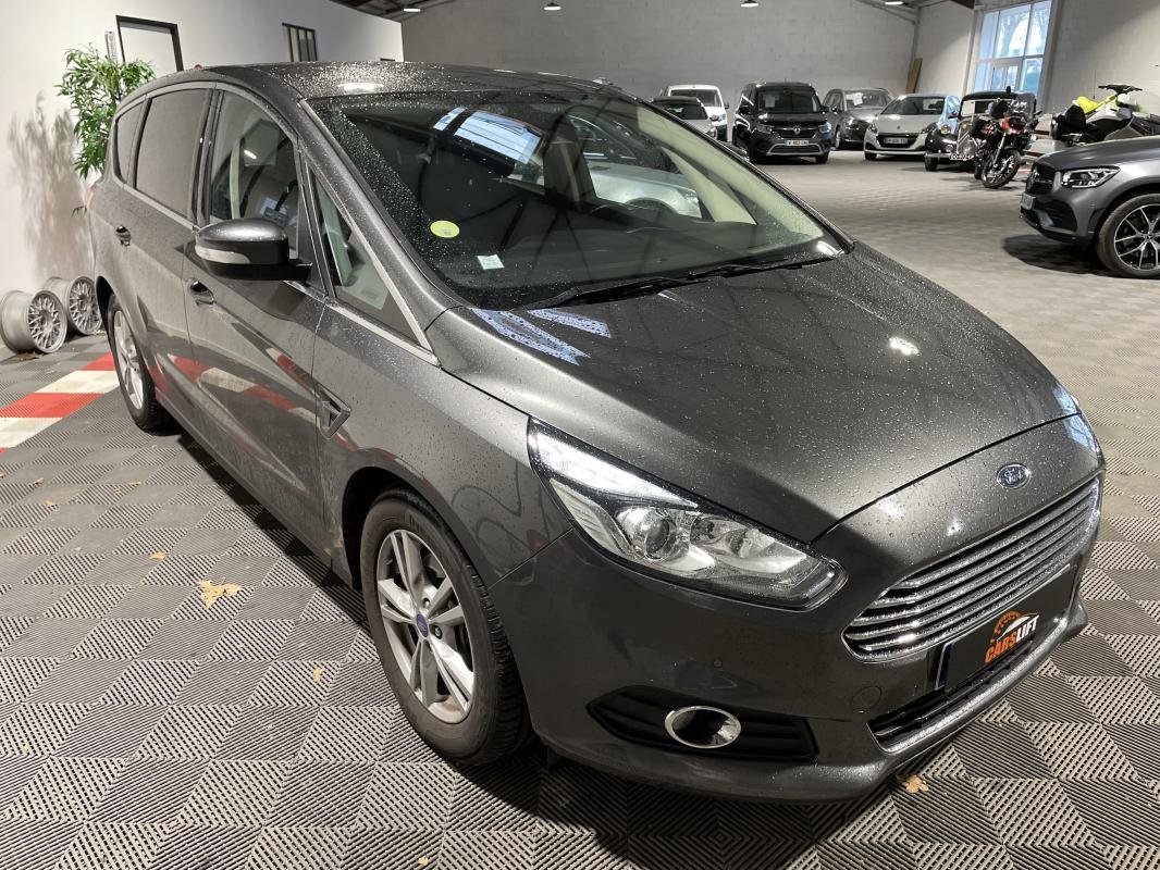 Ford S-Max - Photo 3