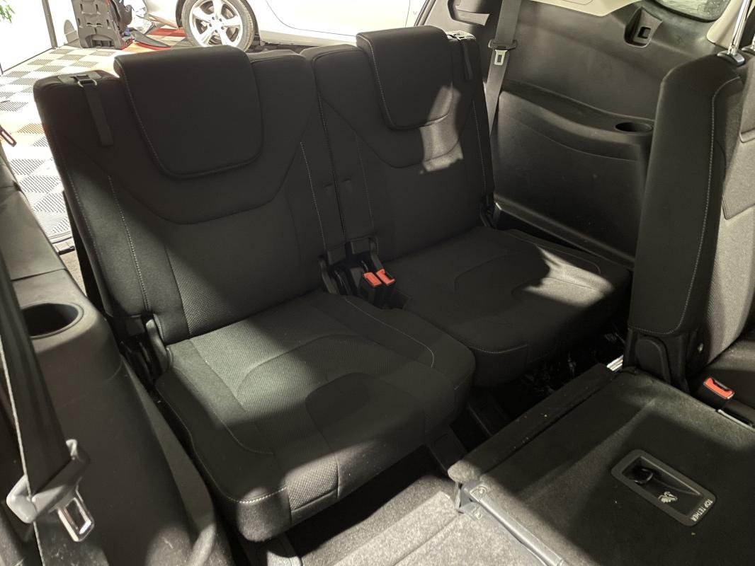 Ford S-Max - Photo 32