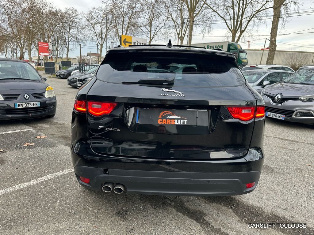 Jaguar F-Pace - Photo 8