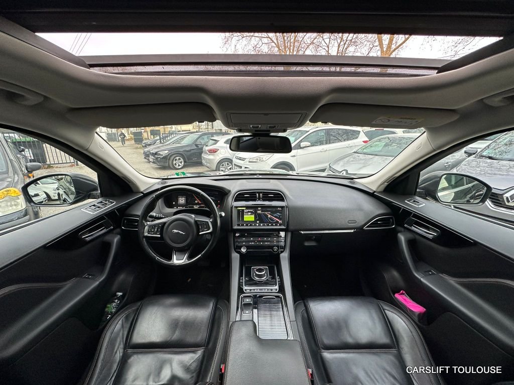 Jaguar F-Pace - Photo 10