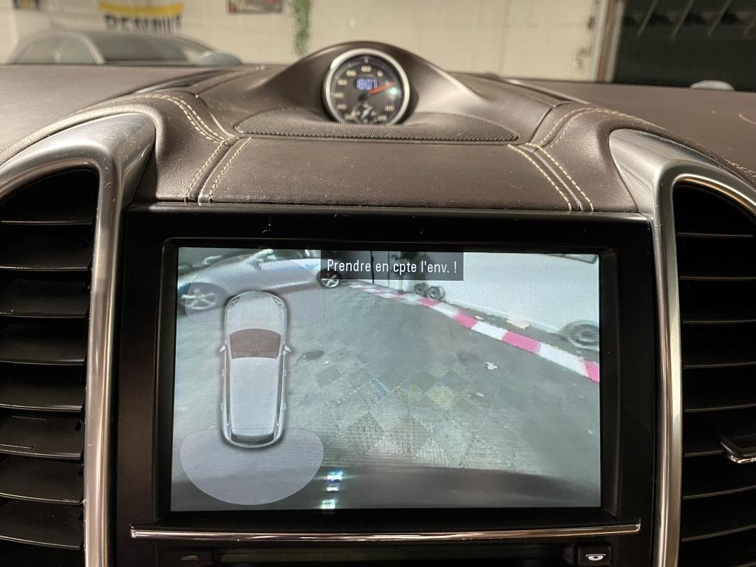 Porsche Cayenne - Photo 27