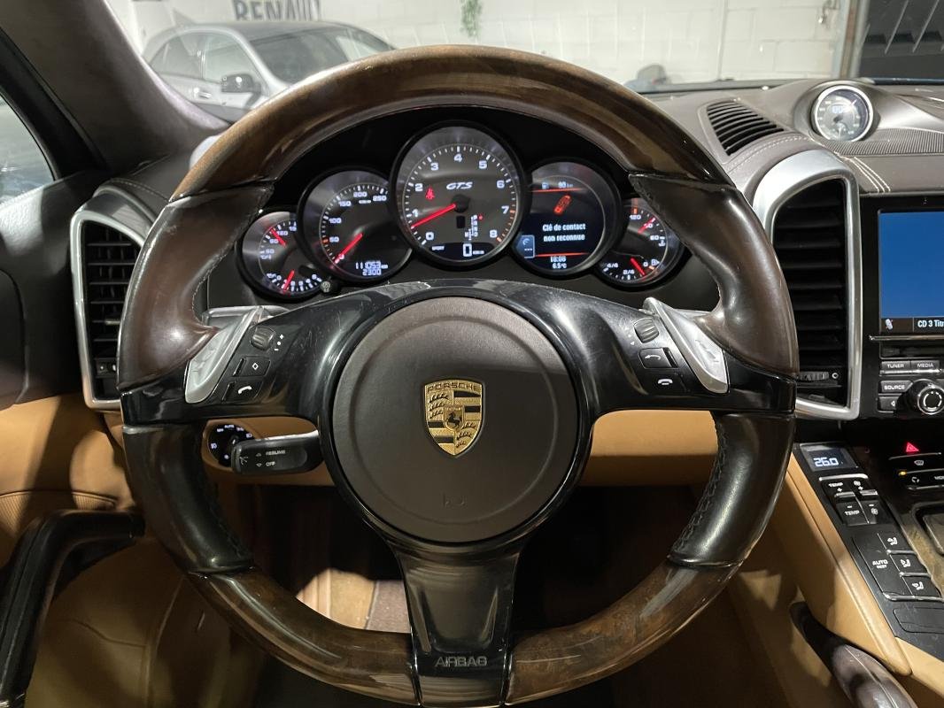 Porsche Cayenne - Photo 30