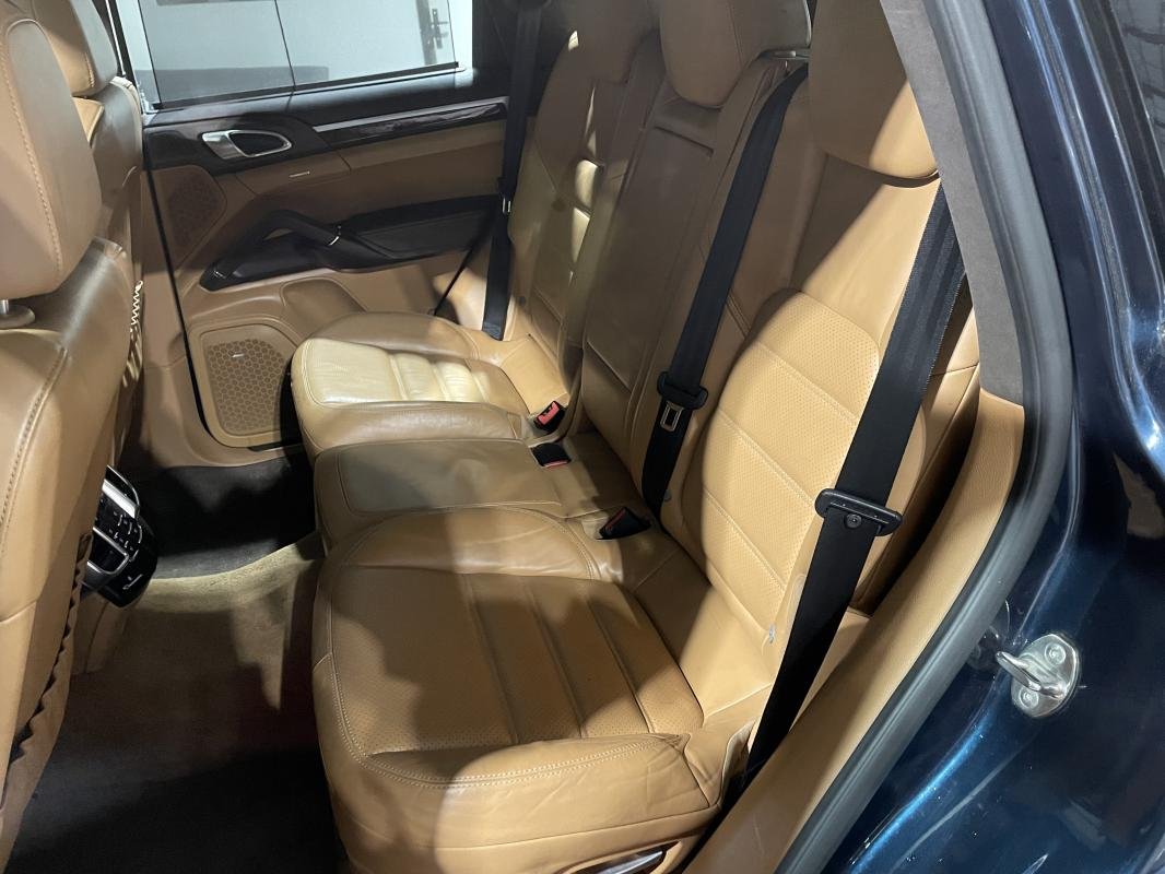 Porsche Cayenne - Photo 33