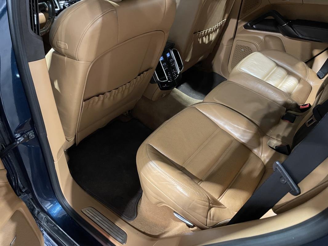 Porsche Cayenne - Photo 34