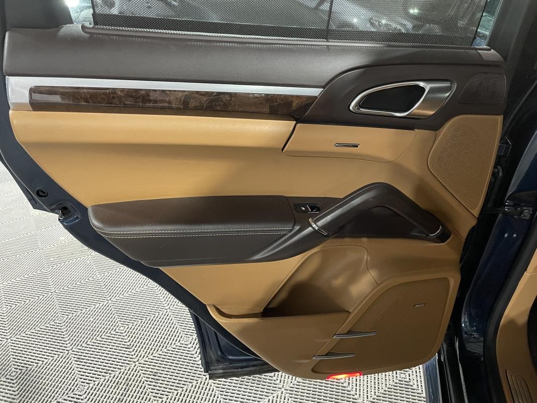 Porsche Cayenne - Photo 35