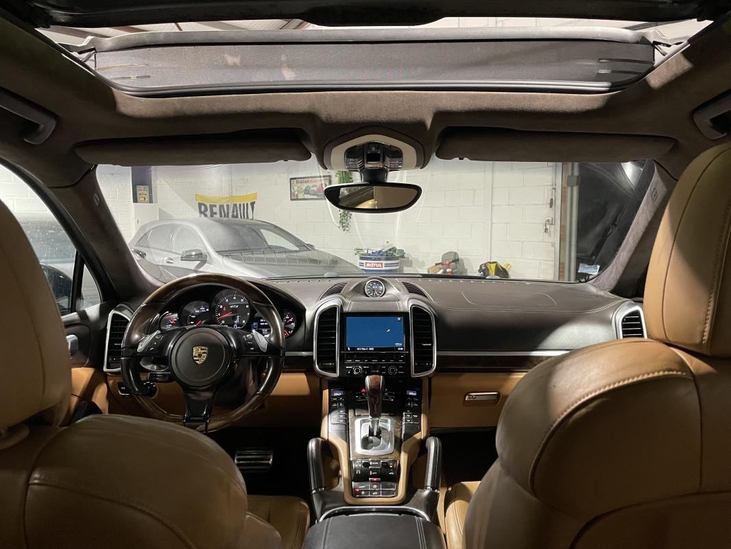 Porsche Cayenne - Photo 36