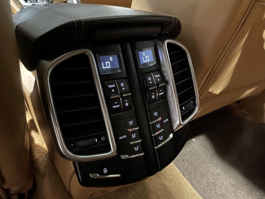 Porsche Cayenne - Photo 39