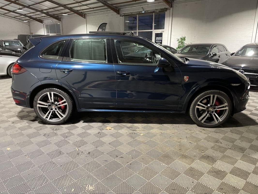 Porsche Cayenne - Photo 4