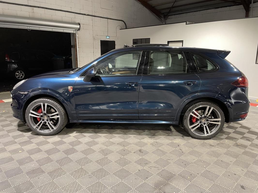 Porsche Cayenne - Photo 8