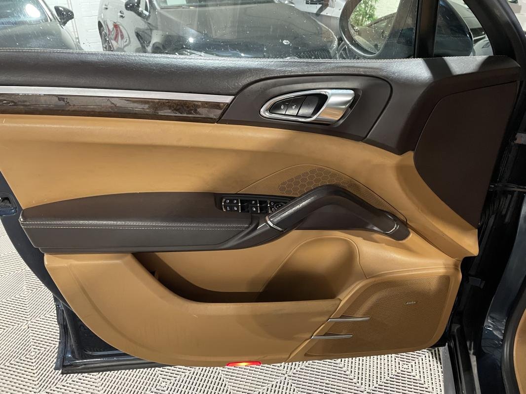 Porsche Cayenne - Photo 9