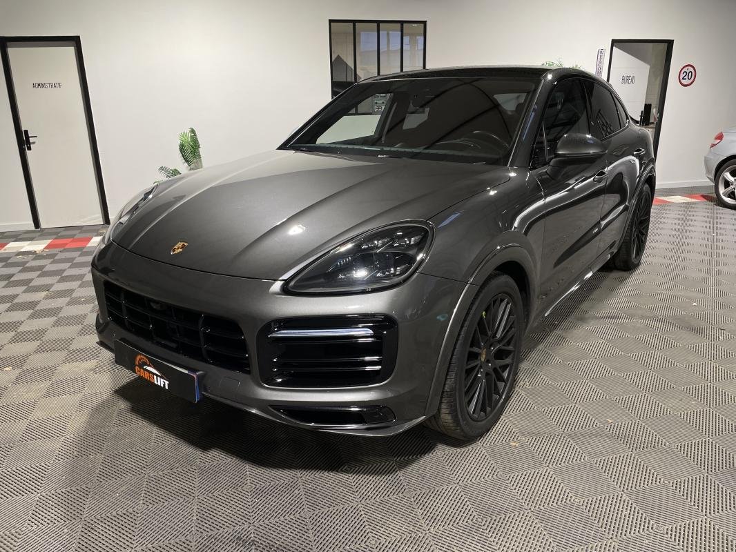 Porsche Cayenne - Photo 1