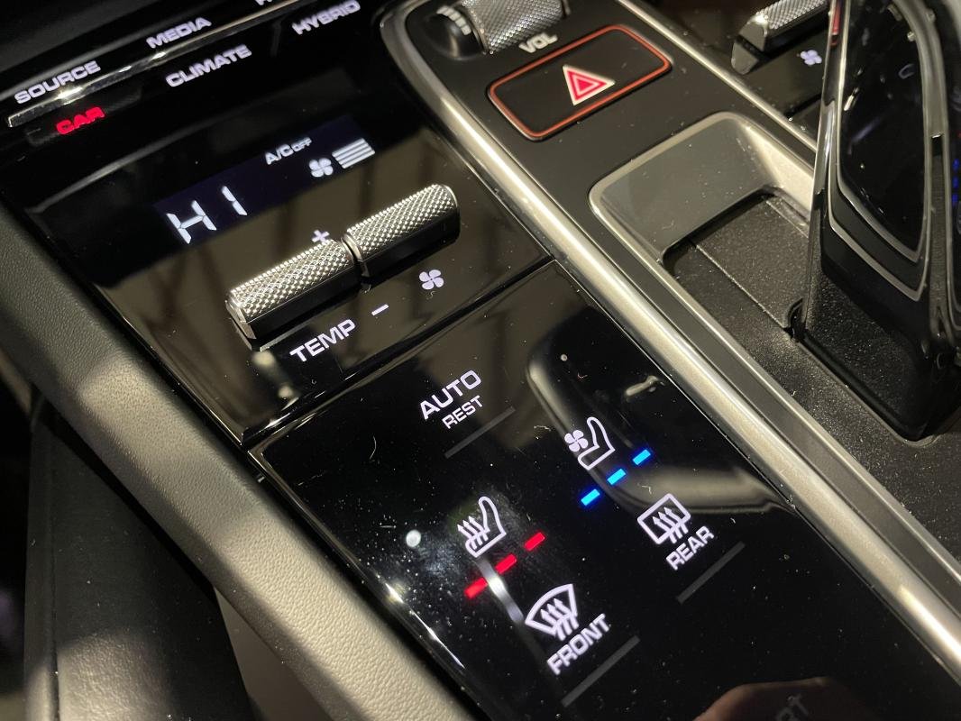 Porsche Cayenne - Photo 18