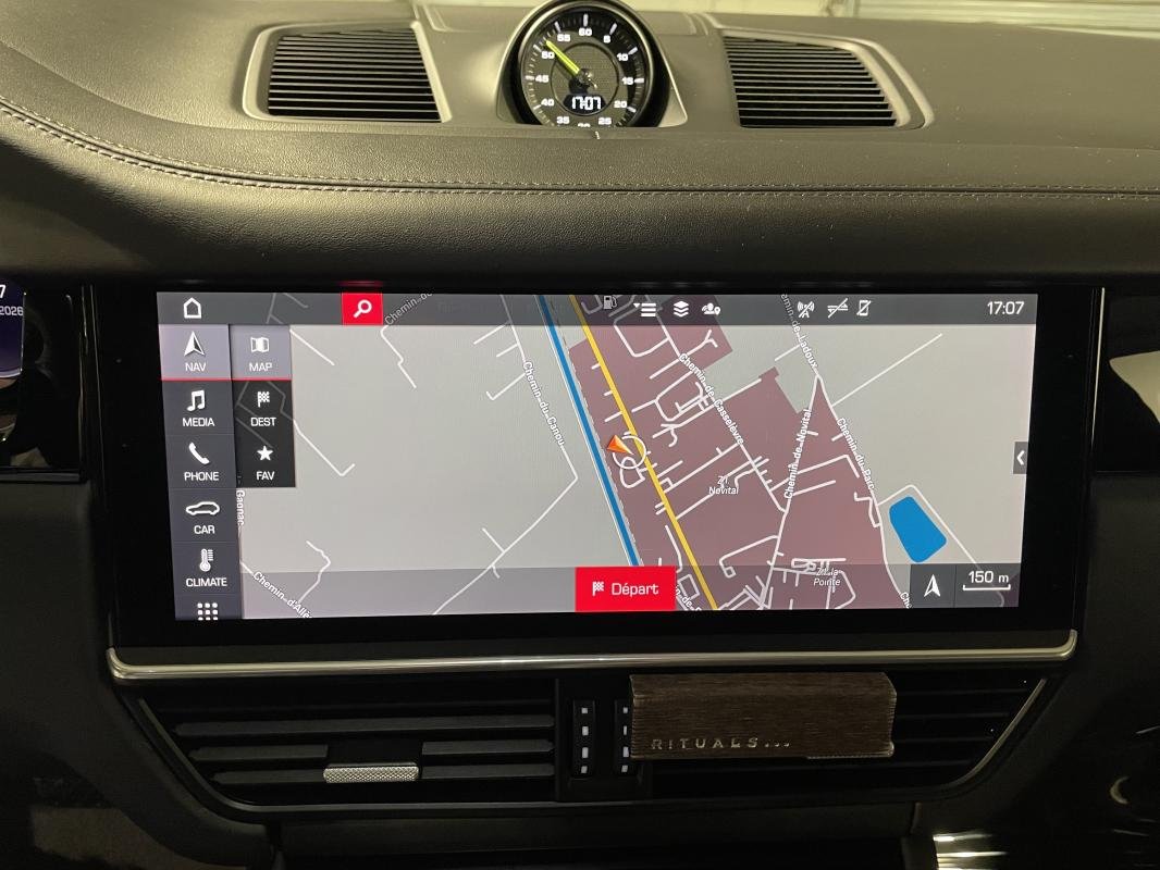 Porsche Cayenne - Photo 21