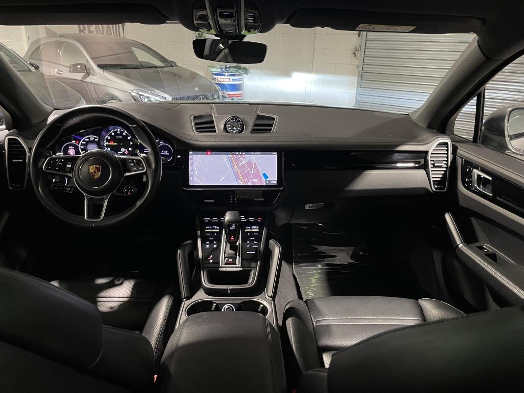 Porsche Cayenne - Photo 25