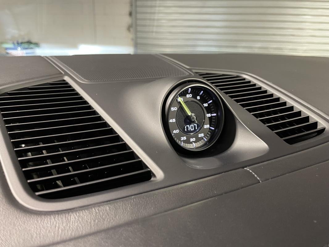 Porsche Cayenne - Photo 30