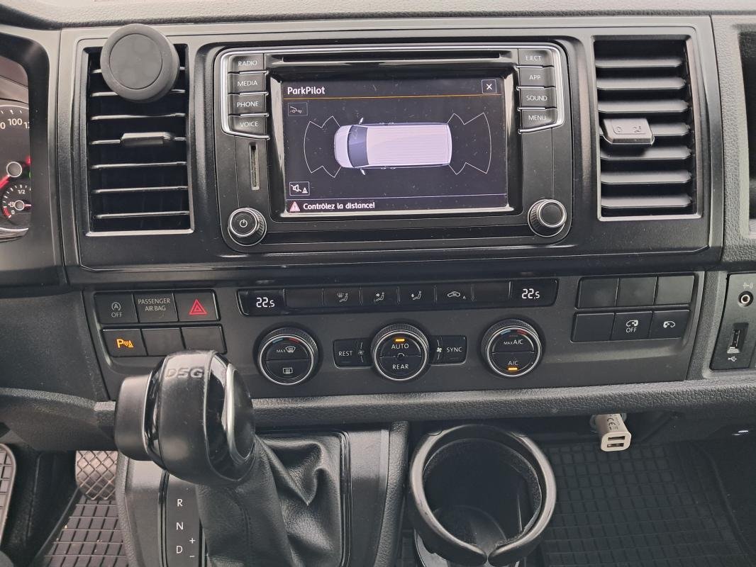 Volkswagen Caravelle - Photo 22