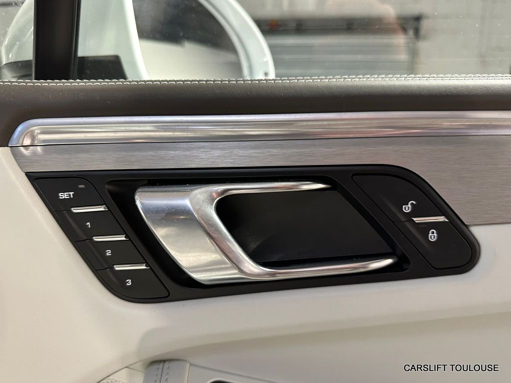 Porsche Macan - Photo 26