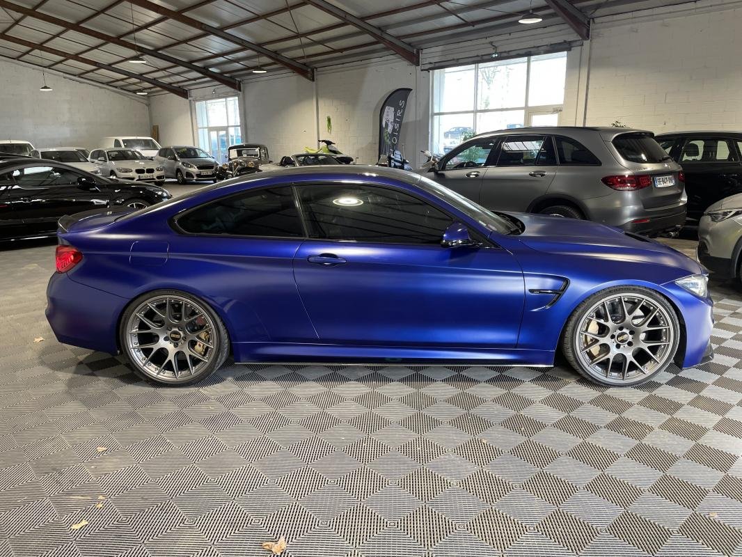 BMW M4 - Photo 5