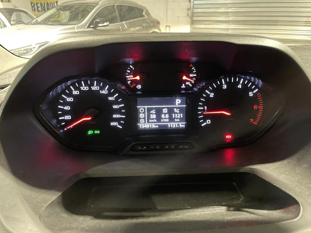 Peugeot Partner - Photo 12