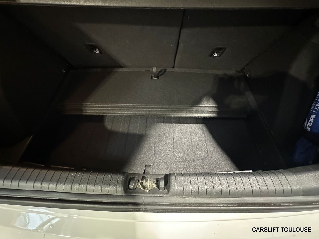 Hyundai i20 - Photo 21