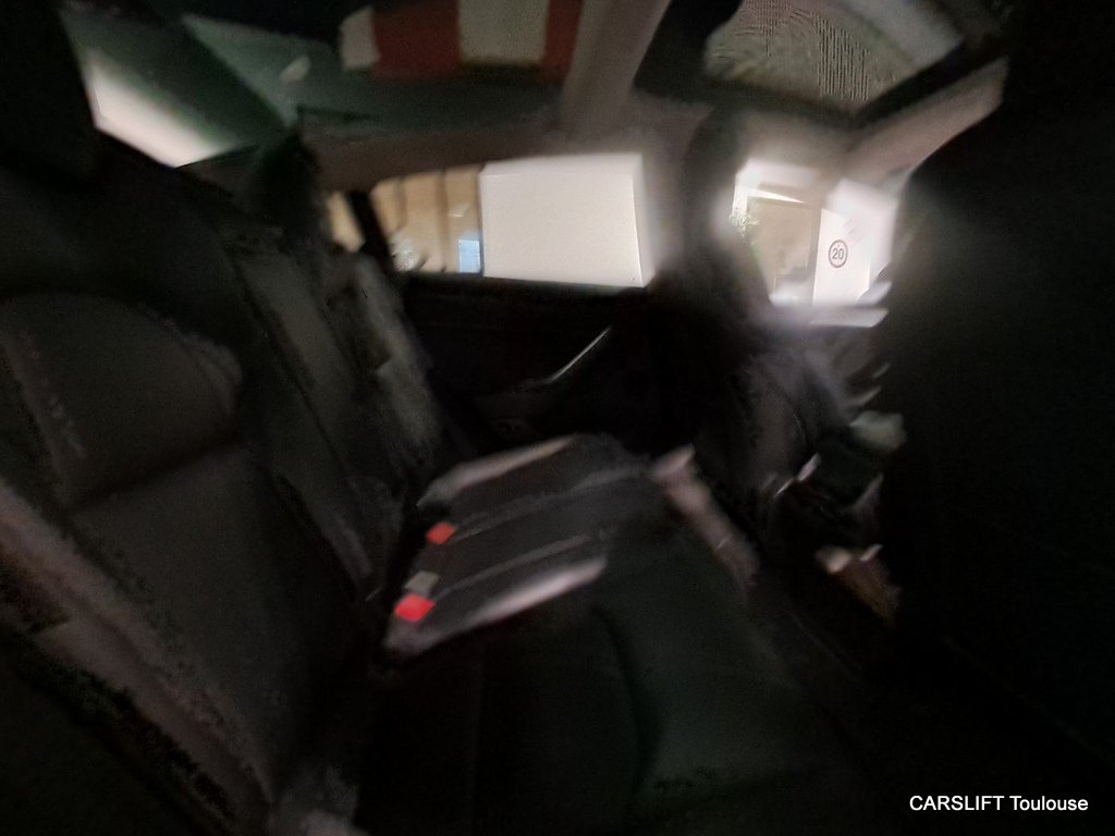 Tesla Model 3 - Photo 10