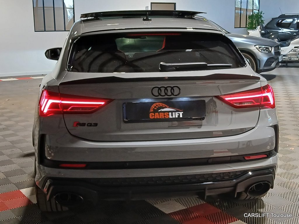 Audi RS Q3 - Photo 6