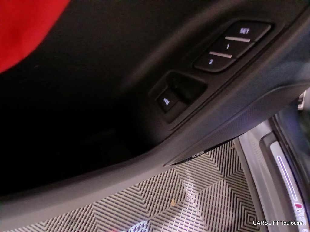 Audi RS Q3 - Photo 10