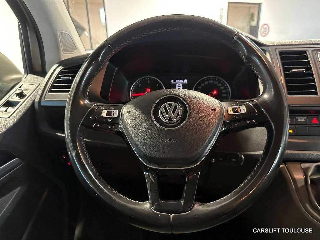 Volkswagen Transporter - Photo 11