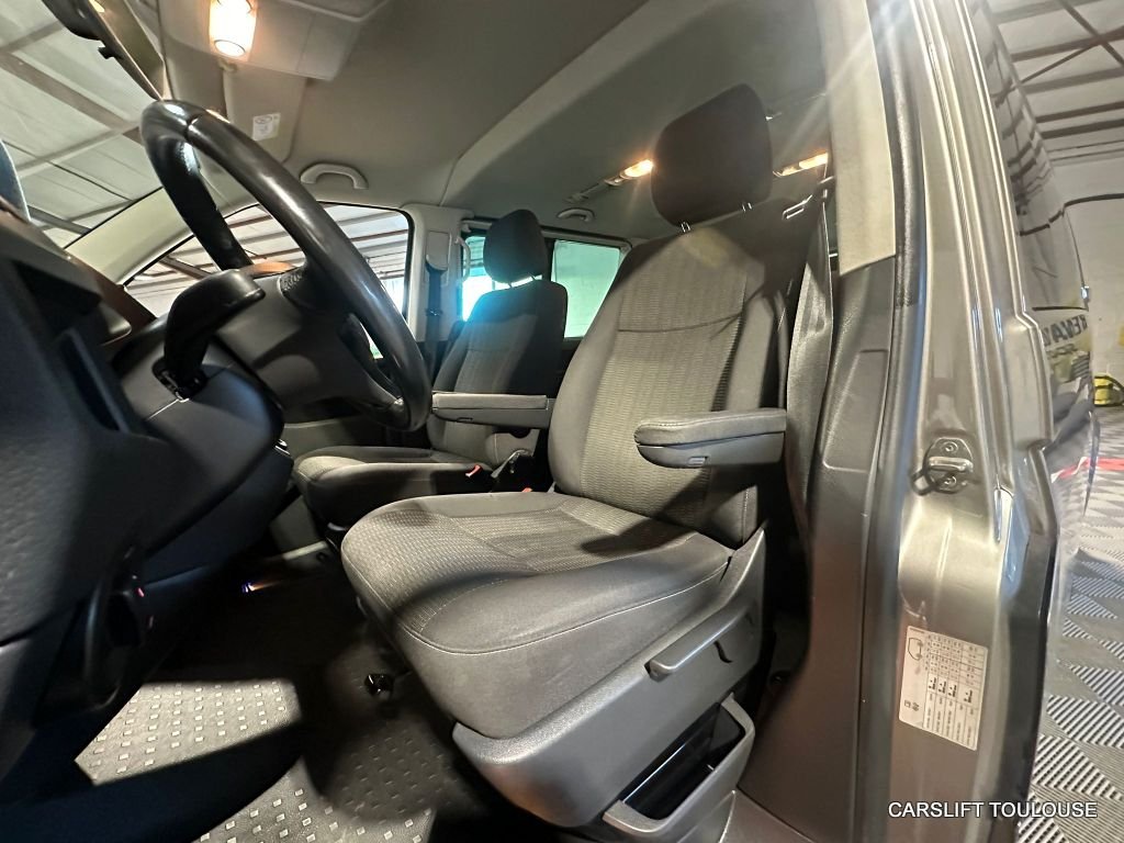 Volkswagen Transporter - Photo 13
