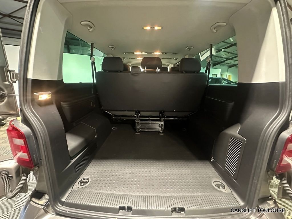 Volkswagen Transporter - Photo 15