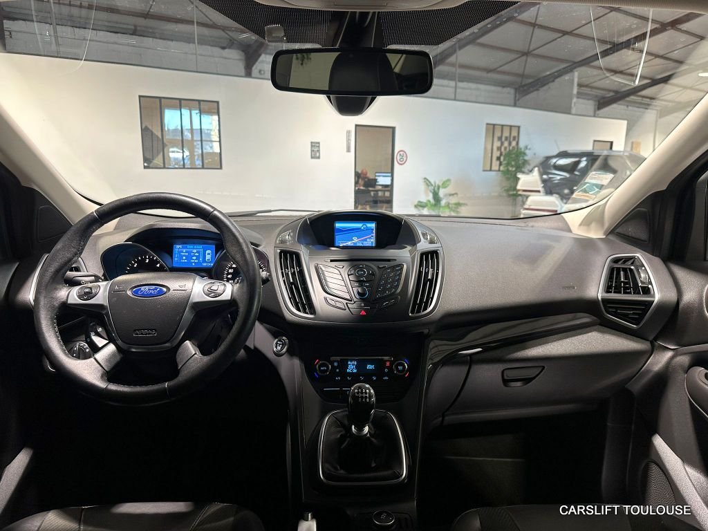 Ford Kuga - Photo 12