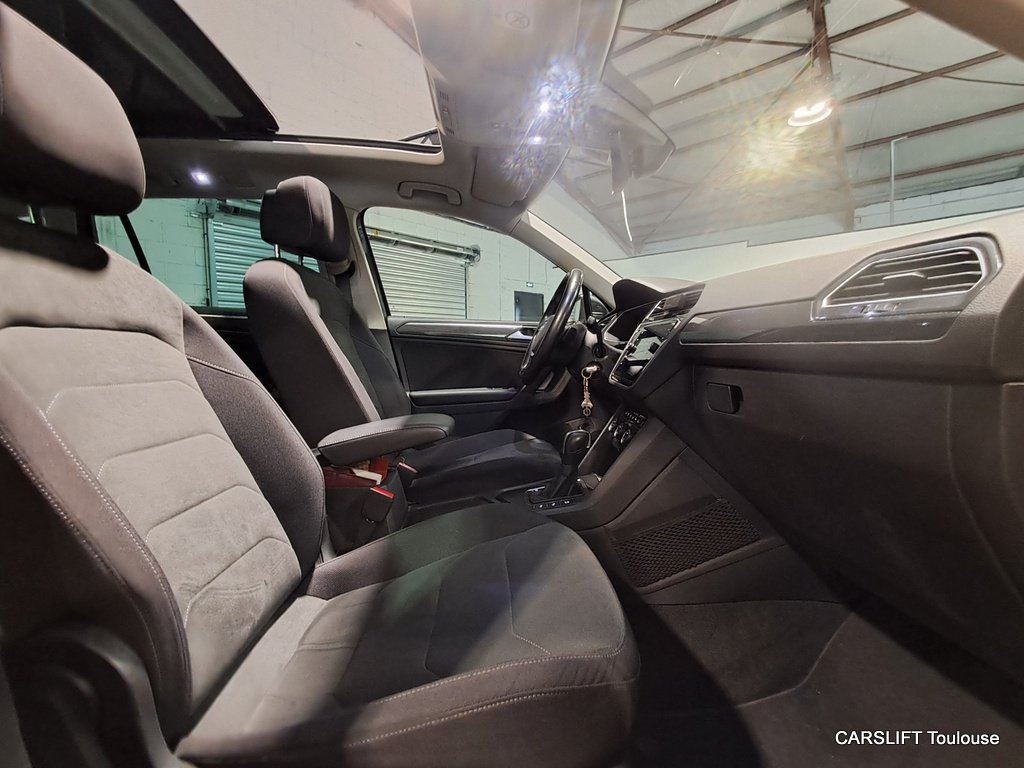 Volkswagen Tiguan - Photo 9