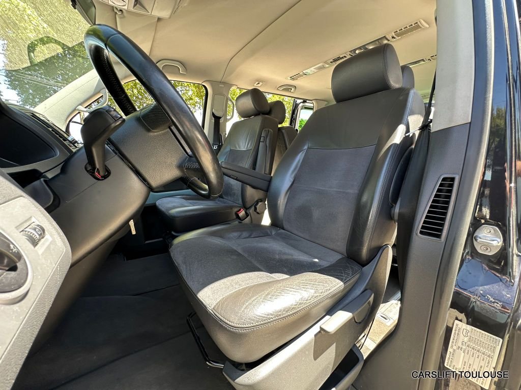 Volkswagen T5 Multivan - Photo 18