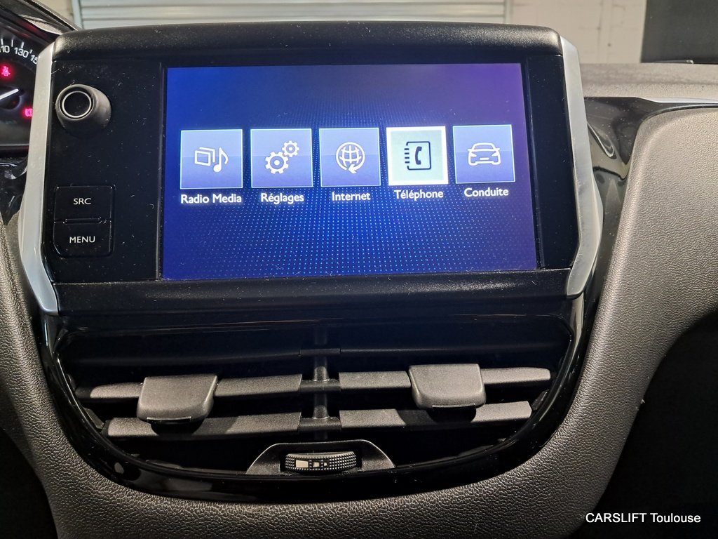 Peugeot 208 - Photo 15