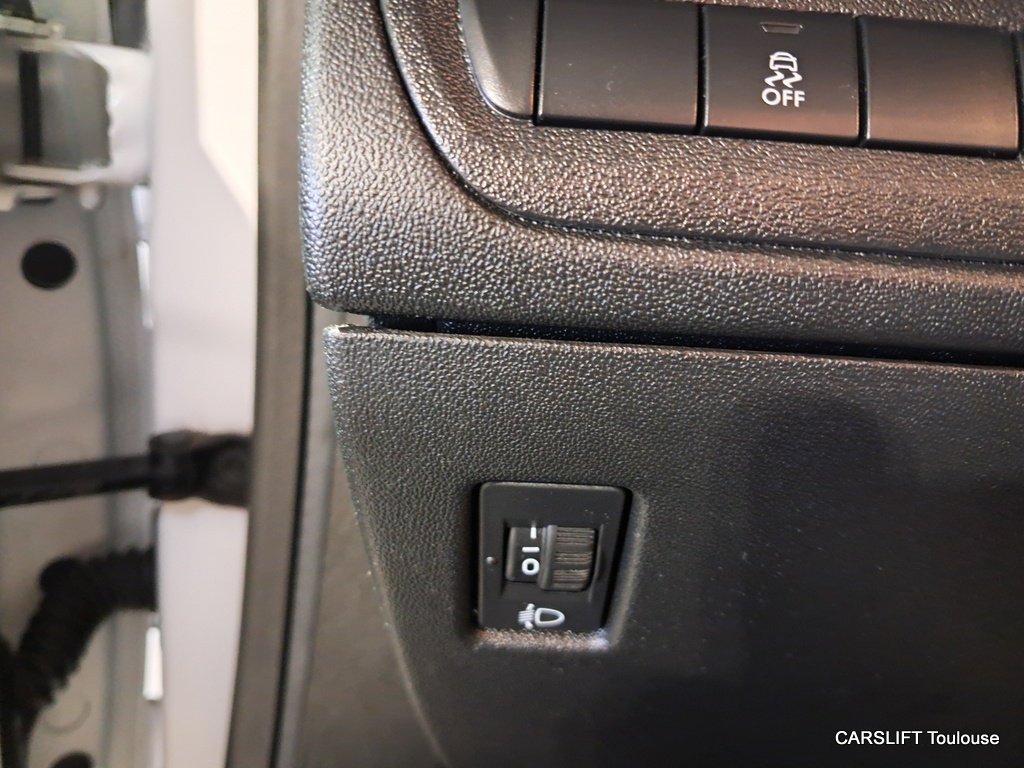 Peugeot 208 - Photo 22