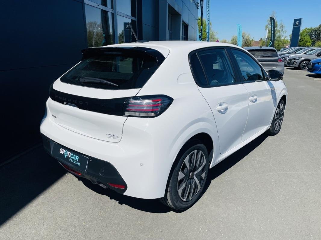 Peugeot 208 - Photo 16