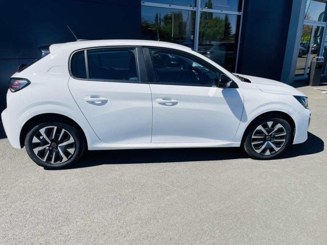 Peugeot 208 - Photo 20