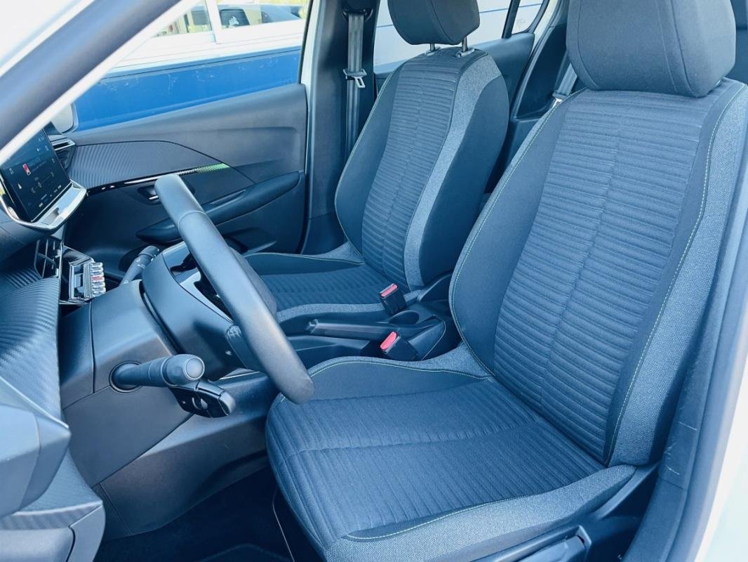 Peugeot 208 - Photo 7