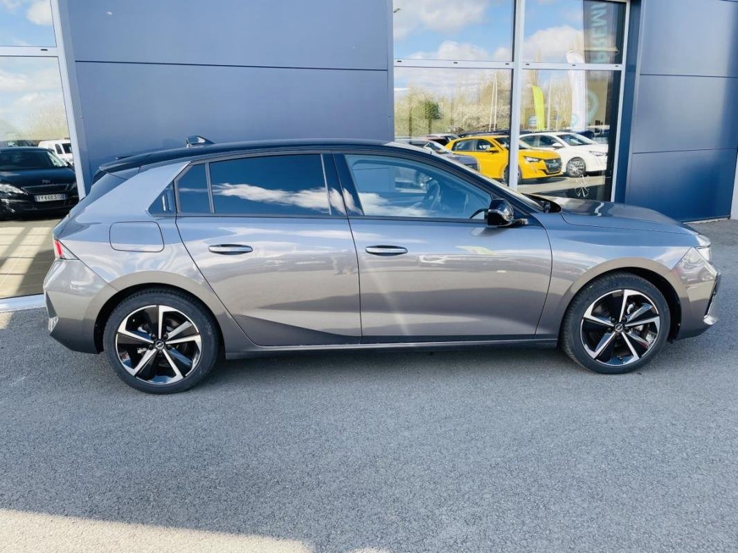 Opel Astra - Photo 8