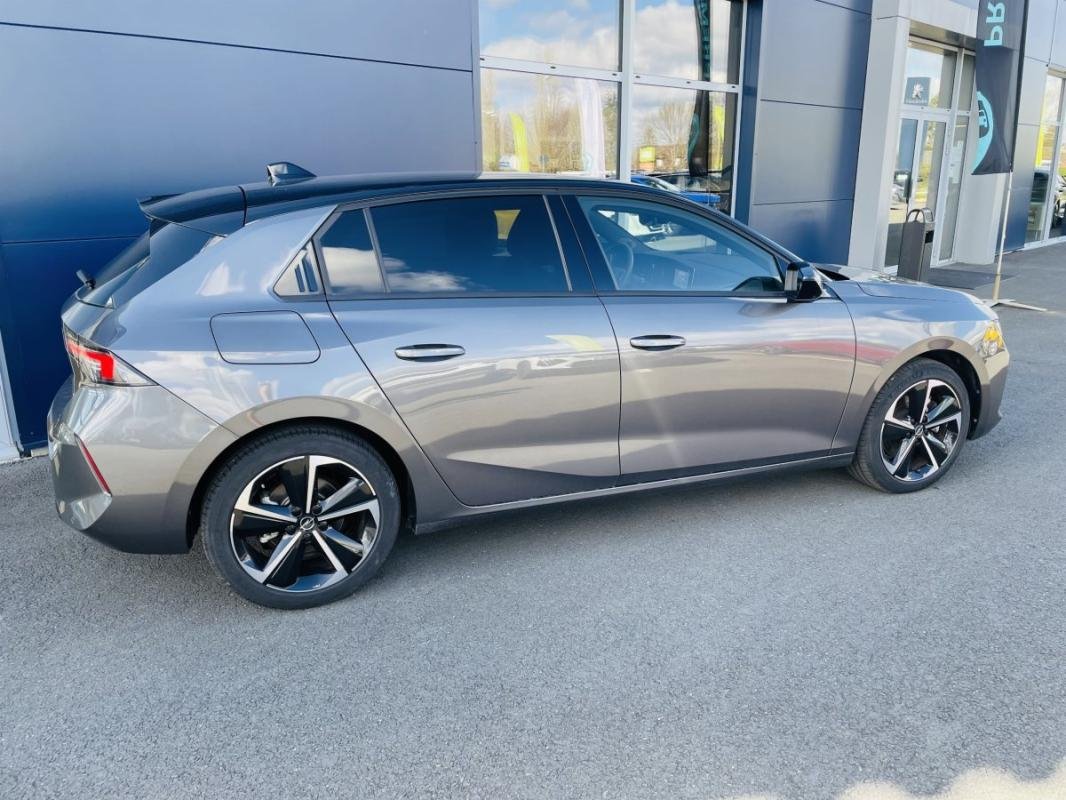 Opel Astra - Photo 9