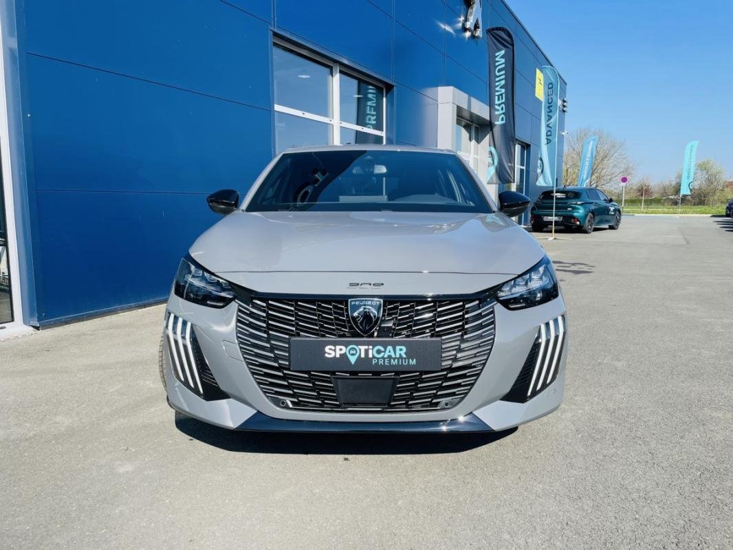 Peugeot E-208 - Photo 2