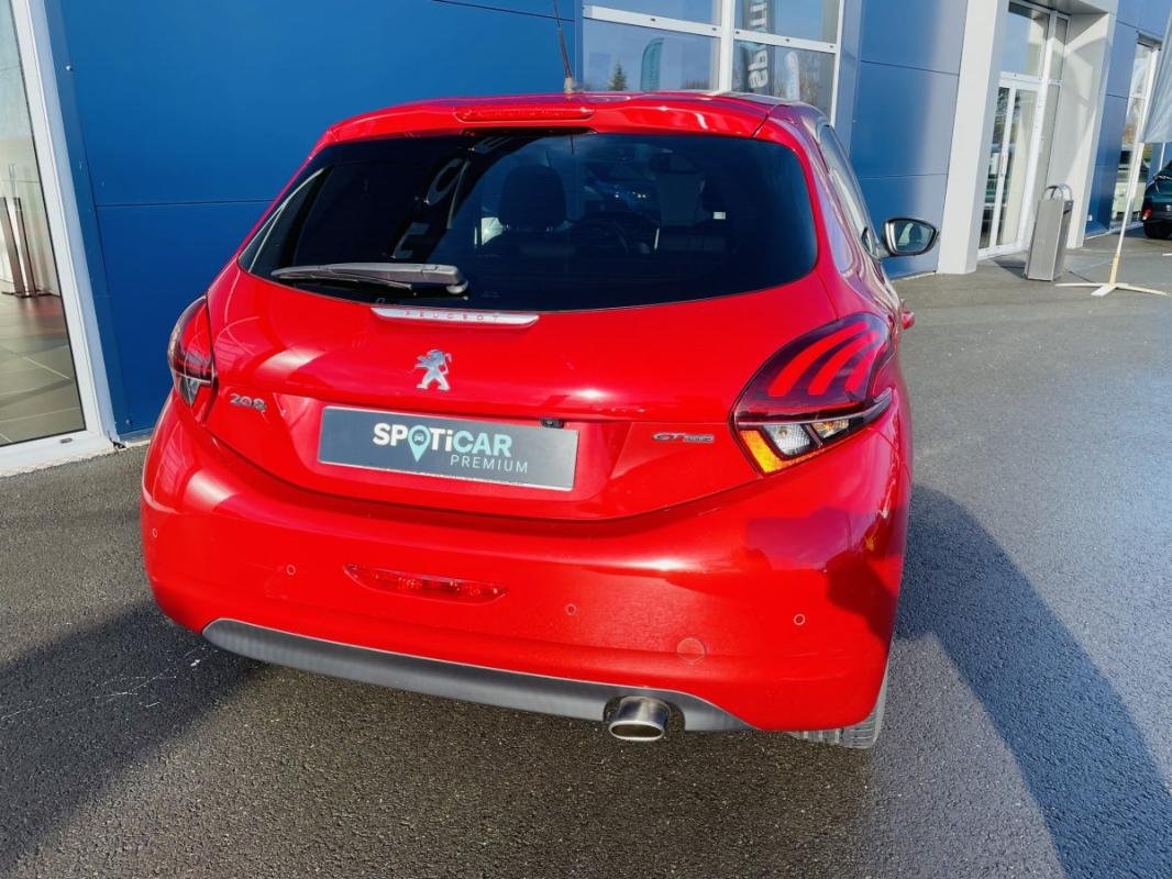Peugeot 208 - Photo 14